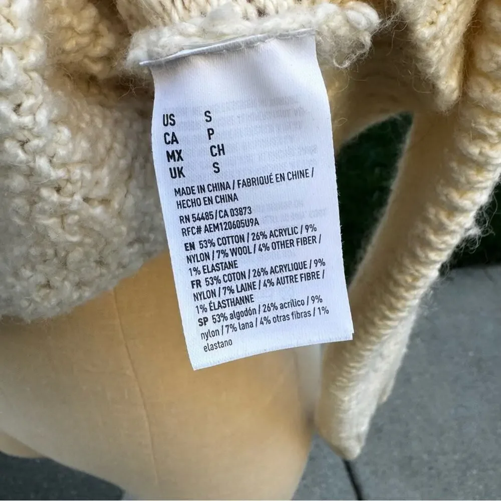 American Eagle Outfitters Pullover Ivory Cream Sweater Women's Size Small